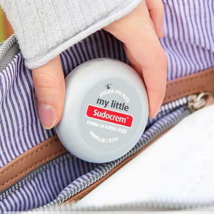 9a10b32304ecbcf5f18936b8b8a5d554a333662c HR 3850114245975 2